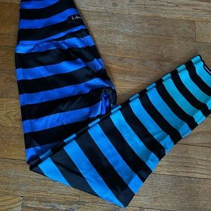 K. Deer crop leggings